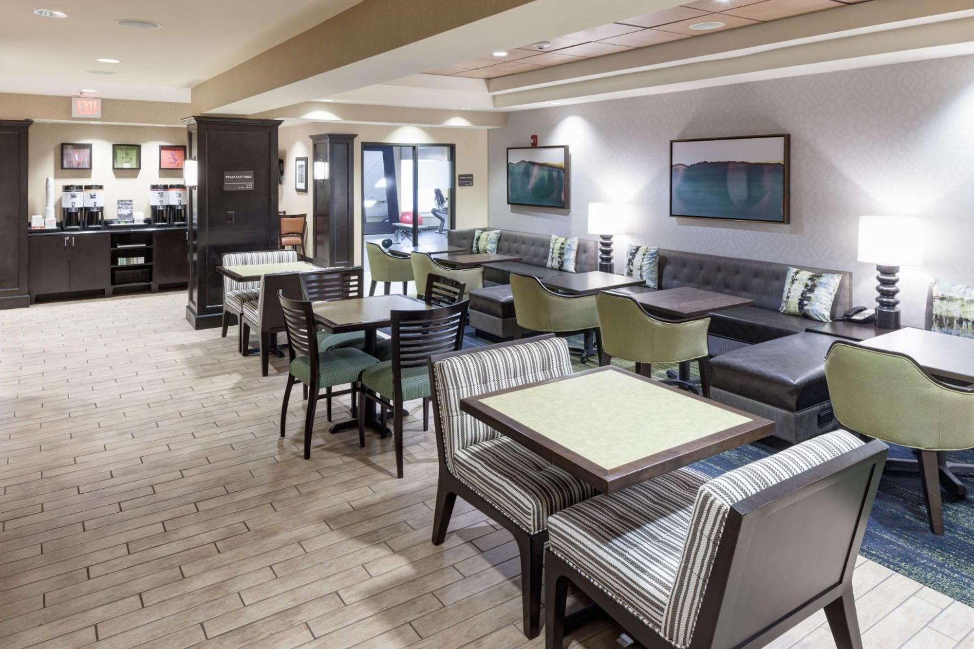 Hampton Inn & Suites Gainesville Downtown Eksteriør billede