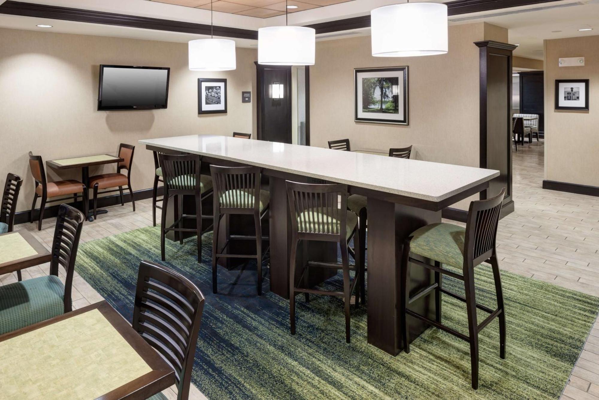 Hampton Inn & Suites Gainesville Downtown Eksteriør billede