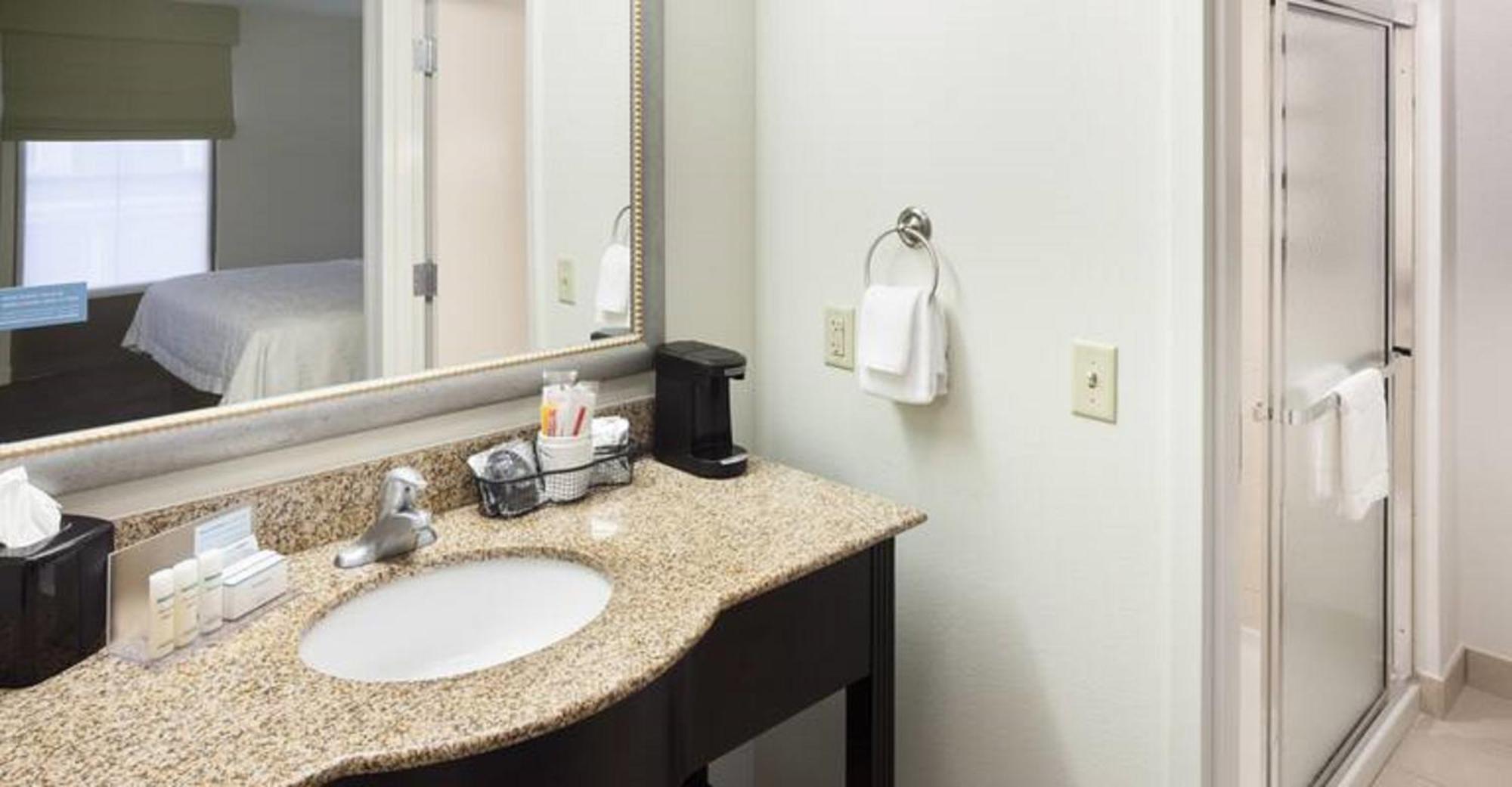 Hampton Inn & Suites Gainesville Downtown Eksteriør billede